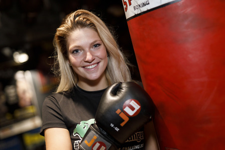 Fototermin der Welthungerhilfe in Köln