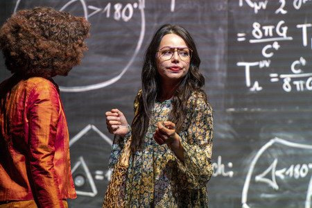 Theateraufführung 'Sternstunden' in Dresden