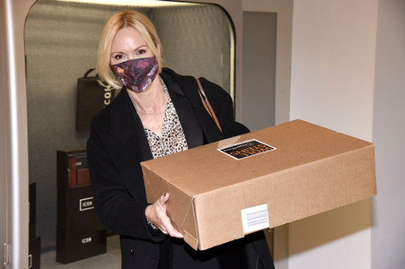 Vernissage 'Farb-Pracht' von Simone von Anhalt in München