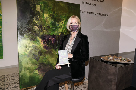 Vernissage 'Farb-Pracht' von Simone von Anhalt in München