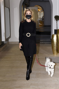 Vernissage 'Farb-Pracht' von Simone von Anhalt in München