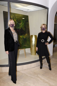 Vernissage 'Farb-Pracht' von Simone von Anhalt in München