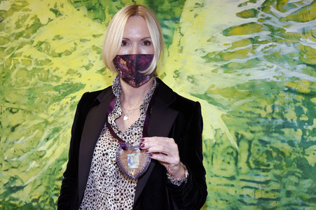 Vernissage 'Farb-Pracht' von Simone von Anhalt in München