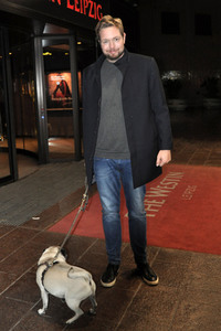 Ankunft zur Talkshow 'Riverboat' in Leipzig