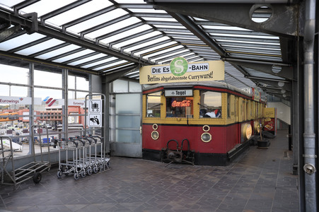 Symbolfoto Flughafen Tegel