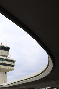 Symbolfoto Flughafen Tegel