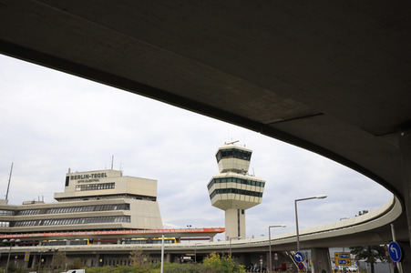 Symbolfoto Flughafen Tegel