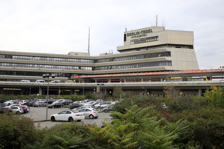 Symbolfoto Flughafen Tegel