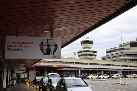 Symbolfoto Flughafen Tegel