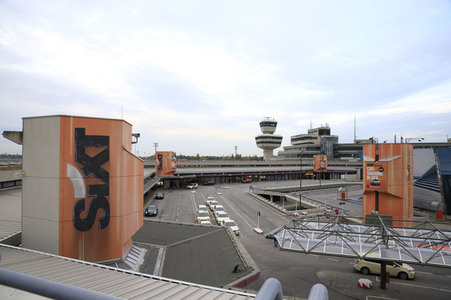 Symbolfoto Flughafen Tegel