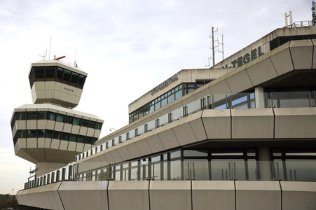 Symbolfoto Flughafen Tegel
