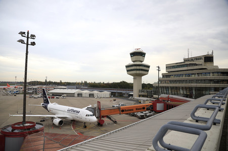 Symbolfoto Flughafen Tegel
