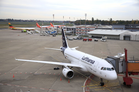 Symbolfoto Flughafen Tegel