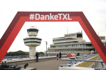 Symbolfoto Flughafen Tegel