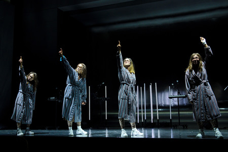 Theaterprobe 'Und sicher ist mit mir die Welt verschwunden' in Berlin