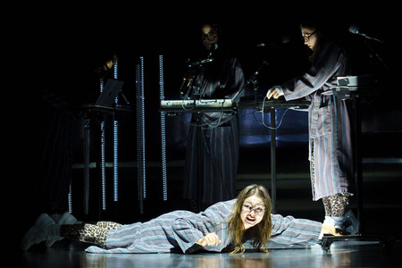 Theaterprobe 'Und sicher ist mit mir die Welt verschwunden' in Berlin