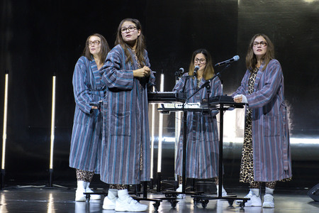 Theaterprobe 'Und sicher ist mit mir die Welt verschwunden' in Berlin