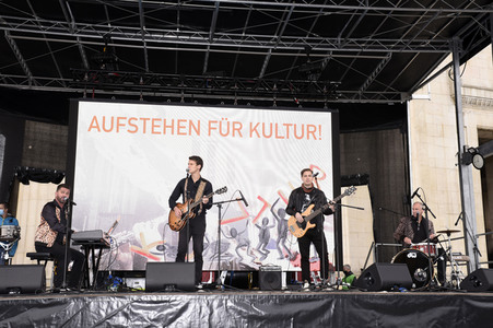 Kundgebung 'Aufstehen für Kultur' in München