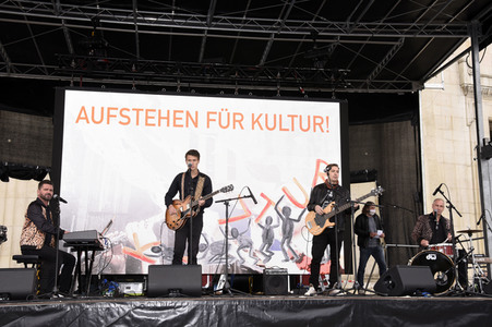 Kundgebung 'Aufstehen für Kultur' in München