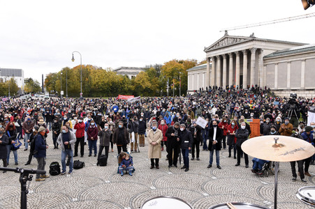 Kundgebung 'Aufstehen für Kultur' in München