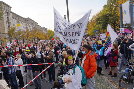 Demonstration gegen die Corona-Maßnahmen in Berlin