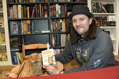 Signierstunde mit James Bowen in Puchheim