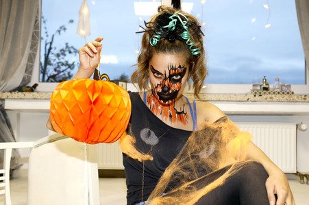 Dany Michalskis Pre-Halloween-Feier in Einbeck