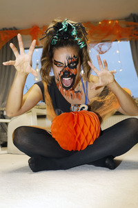 Dany Michalskis Pre-Halloween-Feier in Einbeck