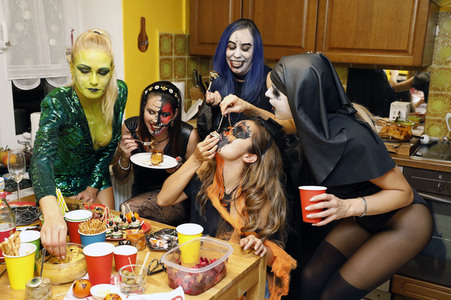 Dany Michalskis Pre-Halloween-Feier in Einbeck