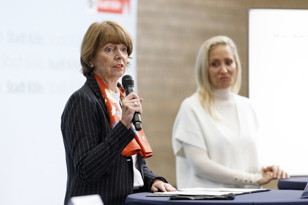 Corona-Pressekonferenz in Köln
