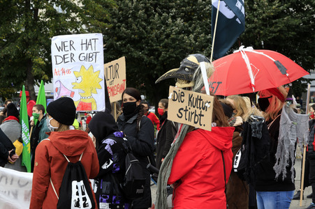Demonstration vom Aktionsbündnis 'Alarmstufe Rot' in Berlin