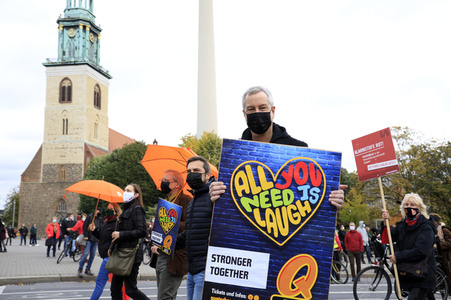 Demonstration vom Aktionsbündnis 'Alarmstufe Rot' in Berlin