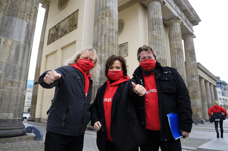 Demonstration vom Aktionsbündnis 'Alarmstufe Rot' in Berlin