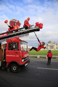 Demonstration vom Aktionsbündnis 'Alarmstufe Rot' in Berlin