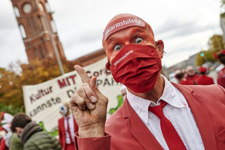 Demonstration vom Aktionsbündnis 'Alarmstufe Rot' in Berlin