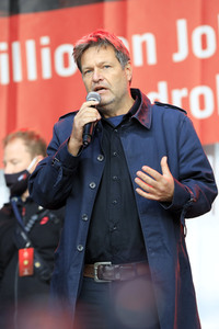 Demonstration vom Aktionsbündnis 'Alarmstufe Rot' in Berlin
