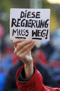 Demonstration vom Aktionsbündnis 'Alarmstufe Rot' in Berlin