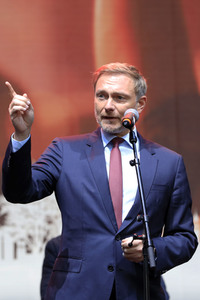 Demonstration vom Aktionsbündnis 'Alarmstufe Rot' in Berlin