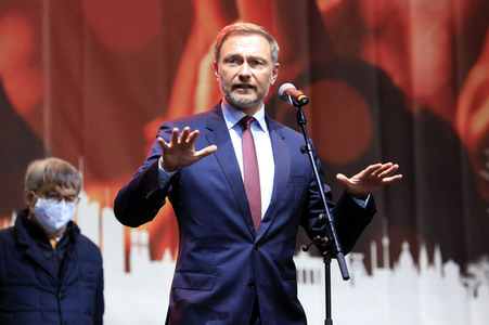 Demonstration vom Aktionsbündnis 'Alarmstufe Rot' in Berlin