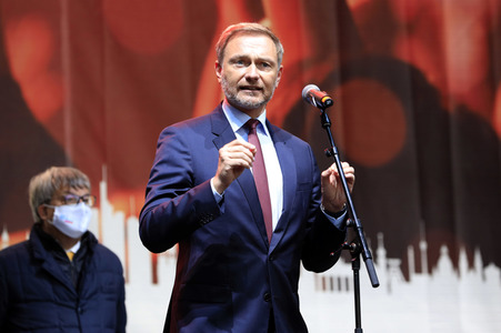 Demonstration vom Aktionsbündnis 'Alarmstufe Rot' in Berlin