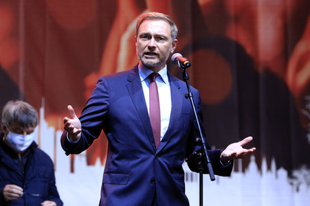 Demonstration vom Aktionsbündnis 'Alarmstufe Rot' in Berlin