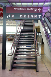 Rundgang durch den öffentlichen Bereich des Terminals 1 auf dem Flughafen Berlin Brandenburg