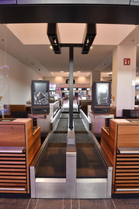 Rundgang durch den öffentlichen Bereich des Terminals 1 auf dem Flughafen Berlin Brandenburg