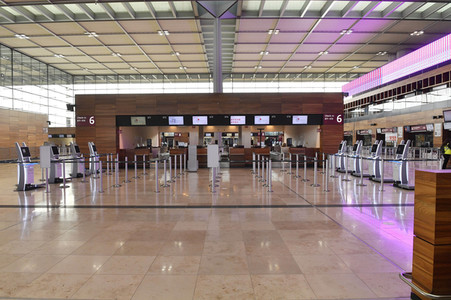 Rundgang durch den öffentlichen Bereich des Terminals 1 auf dem Flughafen Berlin Brandenburg