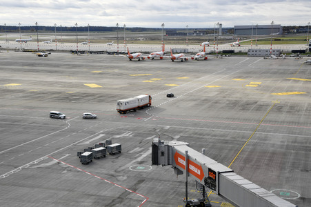 Rundgang durch den öffentlichen Bereich des Terminals 1 auf dem Flughafen Berlin Brandenburg