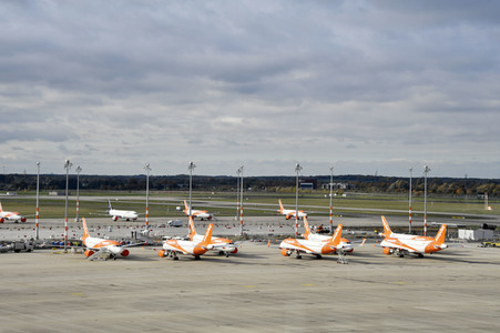 Rundgang durch den öffentlichen Bereich des Terminals 1 auf dem Flughafen Berlin Brandenburg