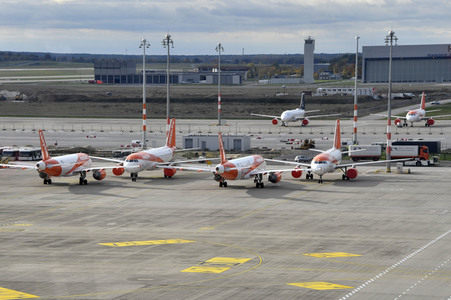 Rundgang durch den öffentlichen Bereich des Terminals 1 auf dem Flughafen Berlin Brandenburg