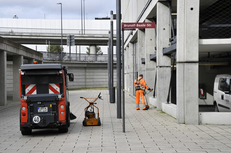Rundgang durch den öffentlichen Bereich des Terminals 1 auf dem Flughafen Berlin Brandenburg