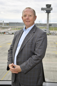 Rundgang durch den öffentlichen Bereich des Terminals 1 auf dem Flughafen Berlin Brandenburg