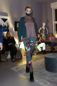 Anna von Griesheim & Anja Gockel Fashion Show Winter 20/21 in Berlin